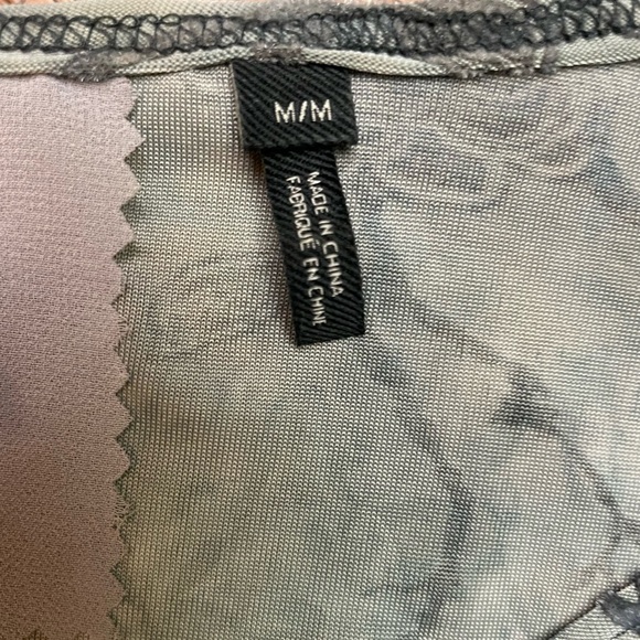 Buffalo The Buckle Velvet Floral Bodysuit - Picture 2 of 10